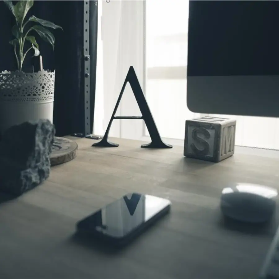 Vargas & Asociados — trabajo 4